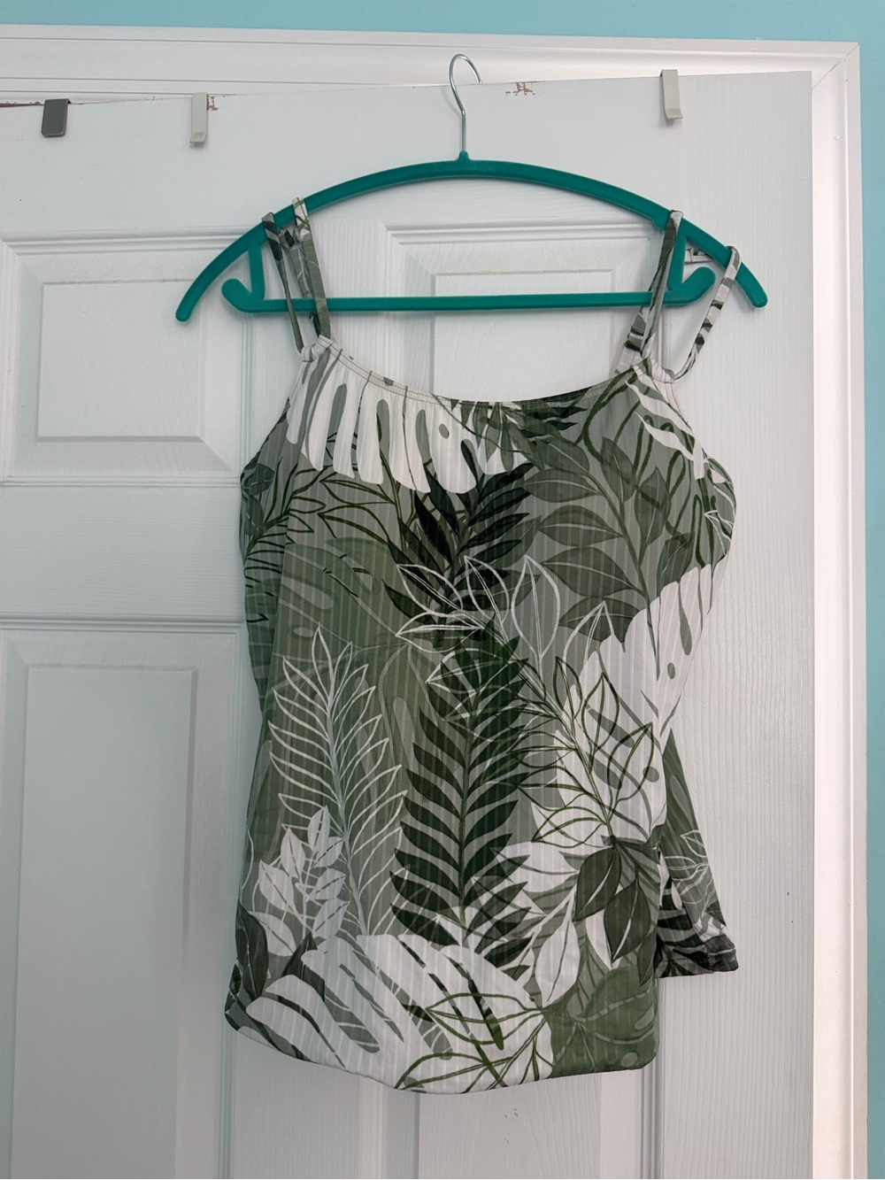 Sunsets underwire Women’s Green Leaf Print Camisole Tank Top